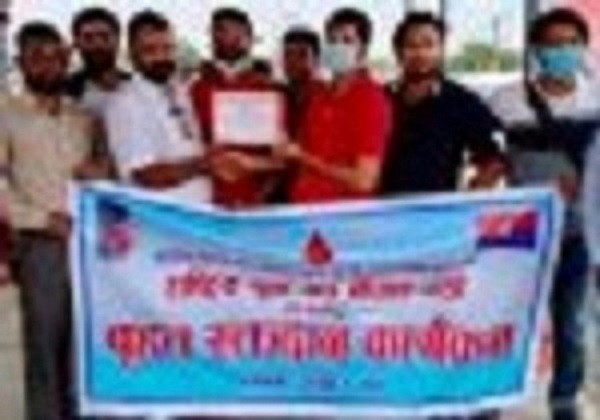 बीरगंजमा २१ महिला सहित २२९ जनाले रतmदान गर्याे