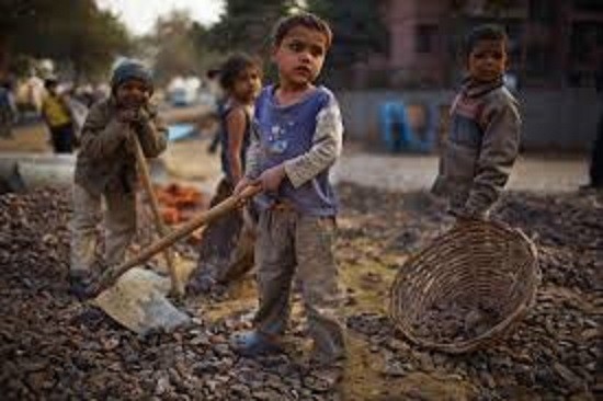 बालमजदुरी बन्द गराऔ