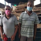 कुखुराको चल्ला सहित दुईजना प्रकाउ