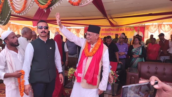 कांग्रेश कराउँछ, संसद चल्छ अध्यक्ष ओली