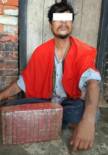 लागु औषध सहित भारतीय शर्मा पक्राउ
