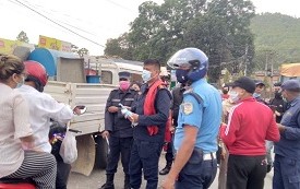 कोरोनाबाट बच्न मकवानपुर प्रहरीको आग्रह