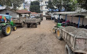 नदीजन्य उत्खनन् गर्ने सात टयांक्ट्रर प्रकाउ