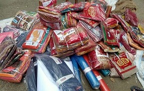पर्सा प्रहरीद्धारा तस्करीको कपडा कभर बरामद
