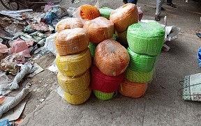 प्रहरीद्धारा ४ लाख तस्करीको सामाग्री बरामद