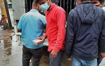भोको  पेटलाई खाना बितरण गर्ने साहिब दरबार