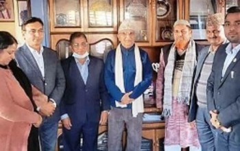 स्वार्थका लागी पार्टी परिवर्तन गर्ने जालिम मुखिया