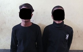मोटरसाईकल चोरीमा दुई युवक प्रकाउ