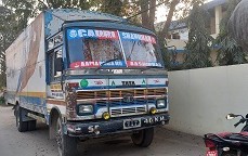 पर्सा प्रहरीद्धारा मालवाहक ट्रक सहित टयाक्ट्रर नियन्त्रण
