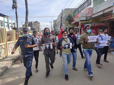 नेबिसंघ पर्साद्धारा चीनका राष्ट्रपतिको पुत्ला दहन