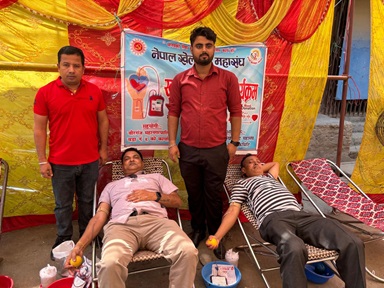 २१ महिला सहित १३४ जनाले गरे रक्तदान