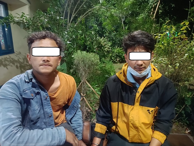 खैरौ हिरोईन सहित दुई युवक पक्राउ