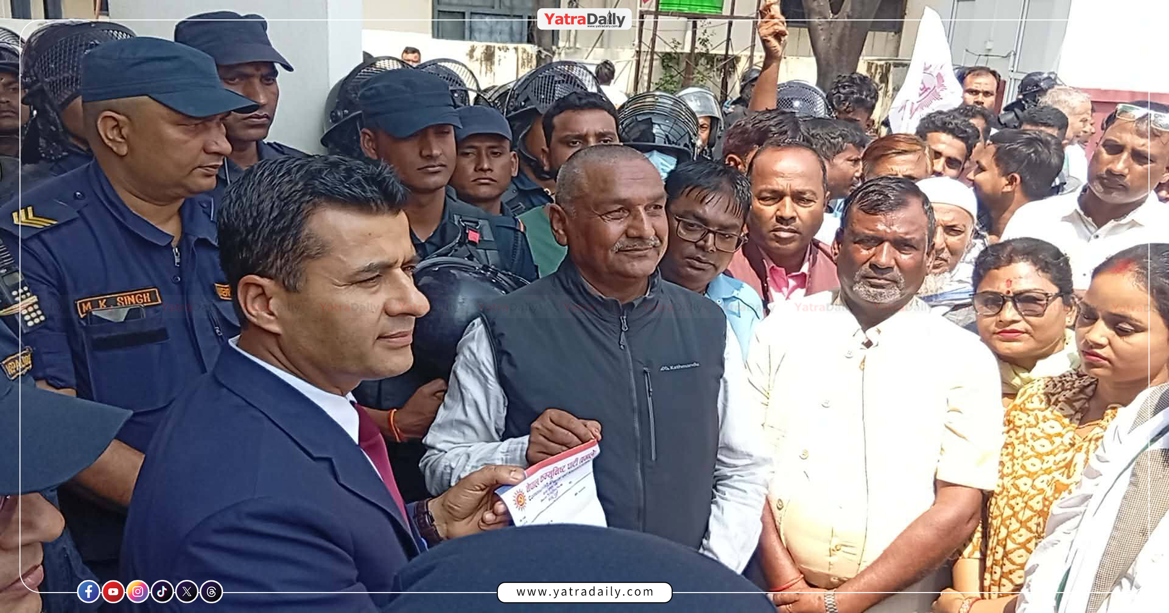 एमाले पर्साको मोटरसाईकल बिरोध रयाली , सिडीओलाई ज्ञापनपत्र