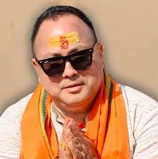 एउटा स्टाटसले मेयर सिंहको हस्तक्षेप